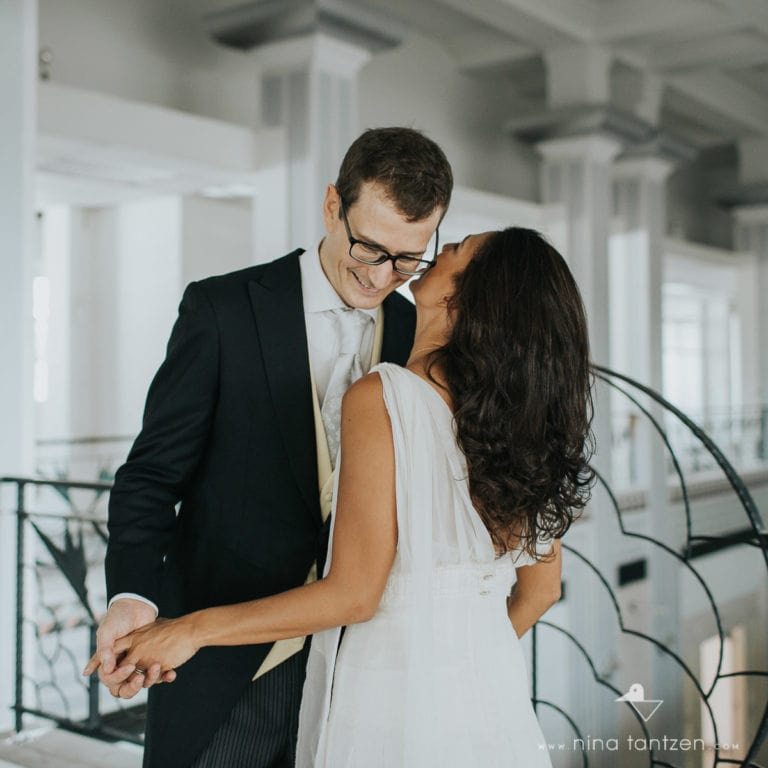 A stunning couples photography session by Shanghai photographer Nina ...